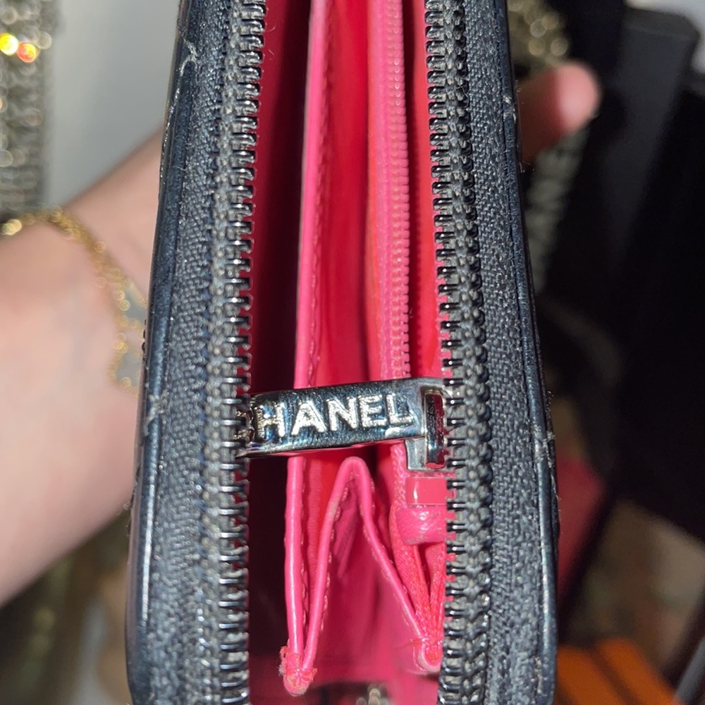 Chanel LARGE Iconic CC Classic Cambon Clutch - Picture 7 of 12